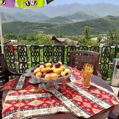 Ana-Maria Bnb Bed & Breakfast Tat'ev Exterior photo